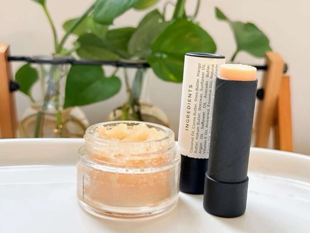 6 Benefits of Using a Lip Scrub 4