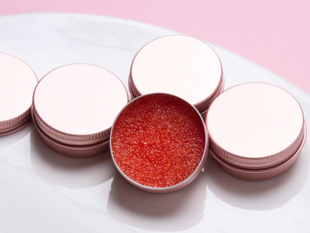 6 Benefits of Using a Lip Scrub 5