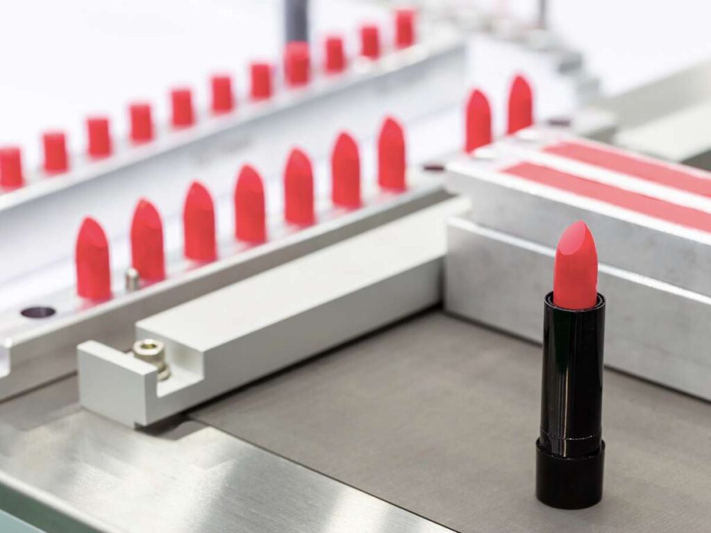 Private Label vs. Contract Manufacturing in Cosmetics: The Key Differences 2