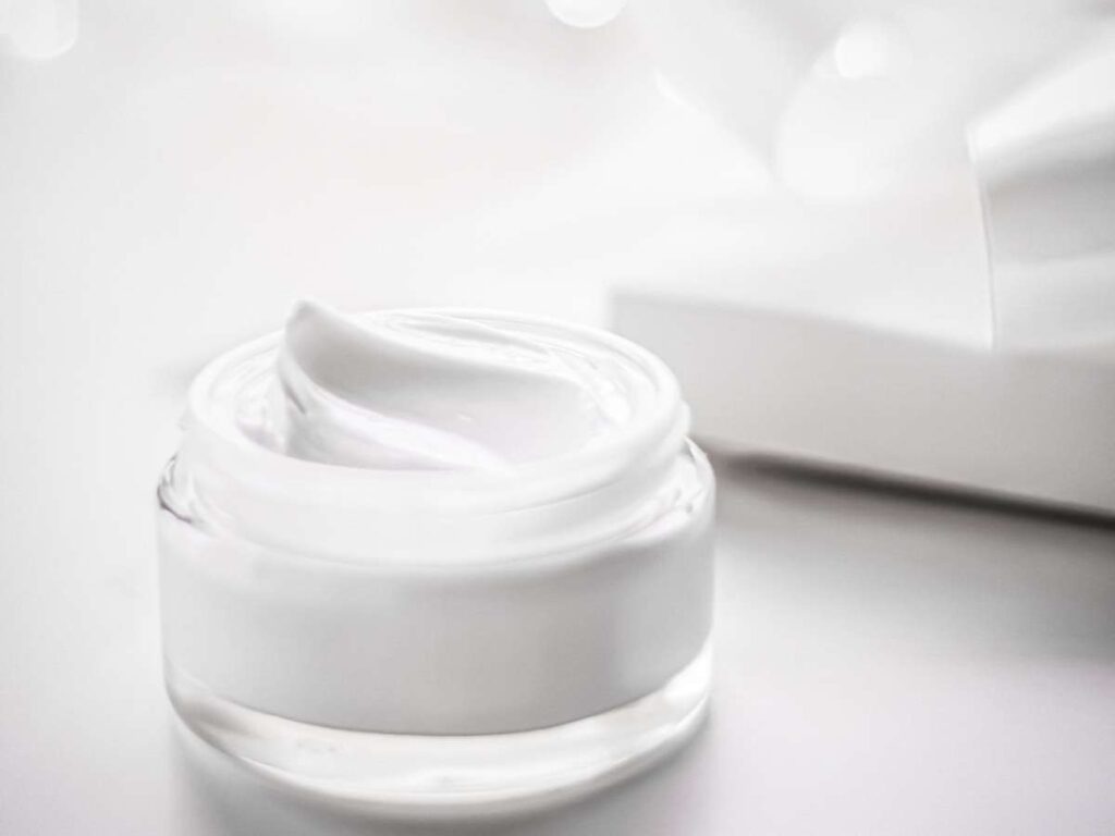 6 Essential Raw Materials for Making Hand Wash 1