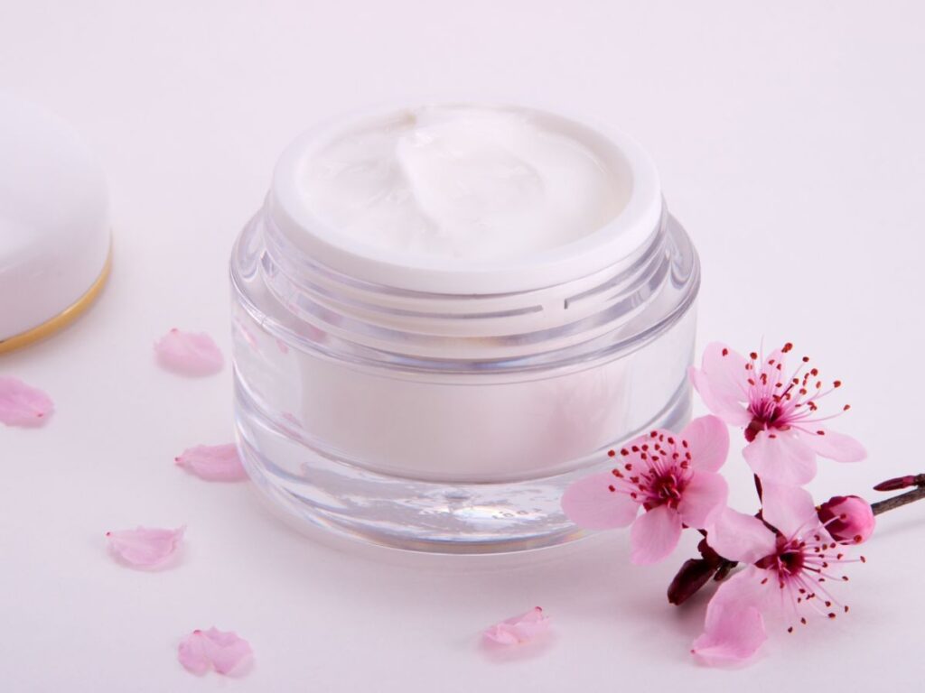 How Is Face Cream Made? 1