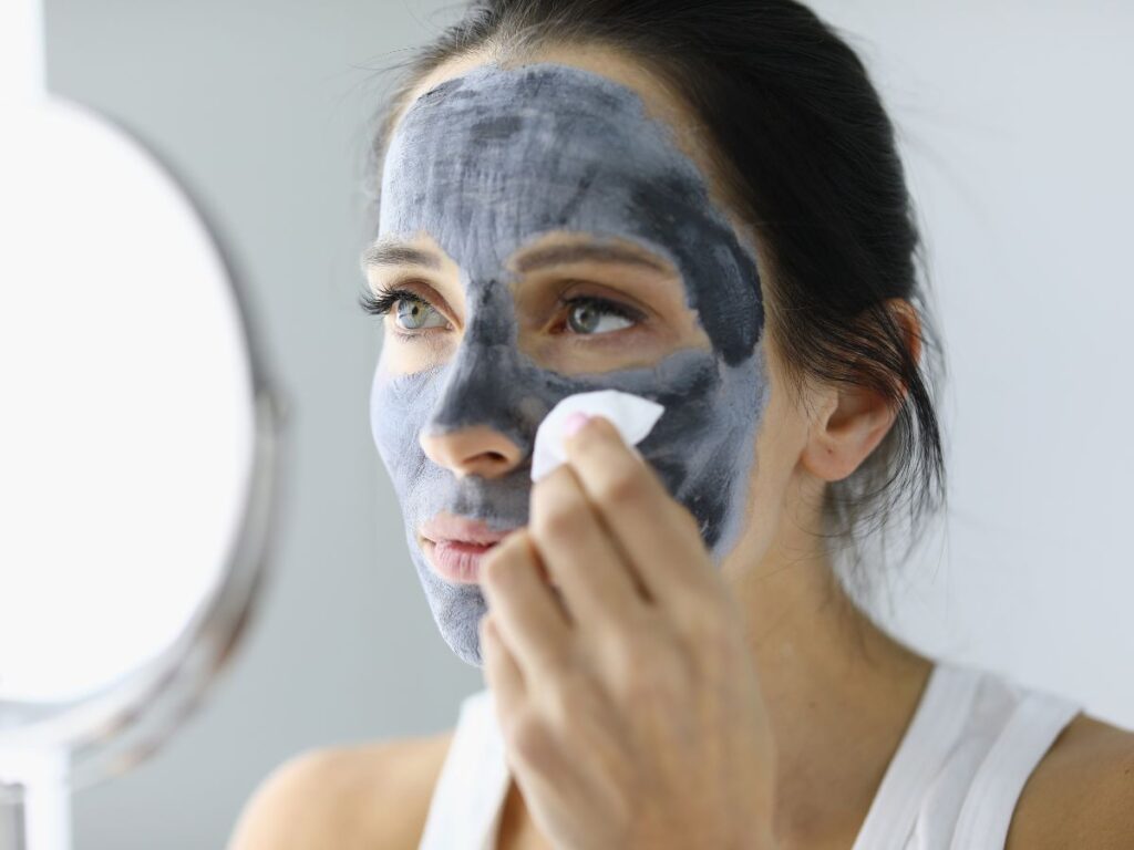 Peel-Off Mask vs. Wash-Off Mask: A Quick Comparison 2